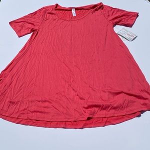 NWT Lularoe Pink Perfect Tee Small Free Shipping